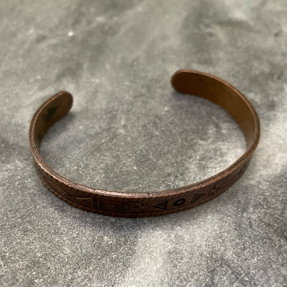 Vintage Solid Copper Thunderbird Cuff Bracelet - image 6